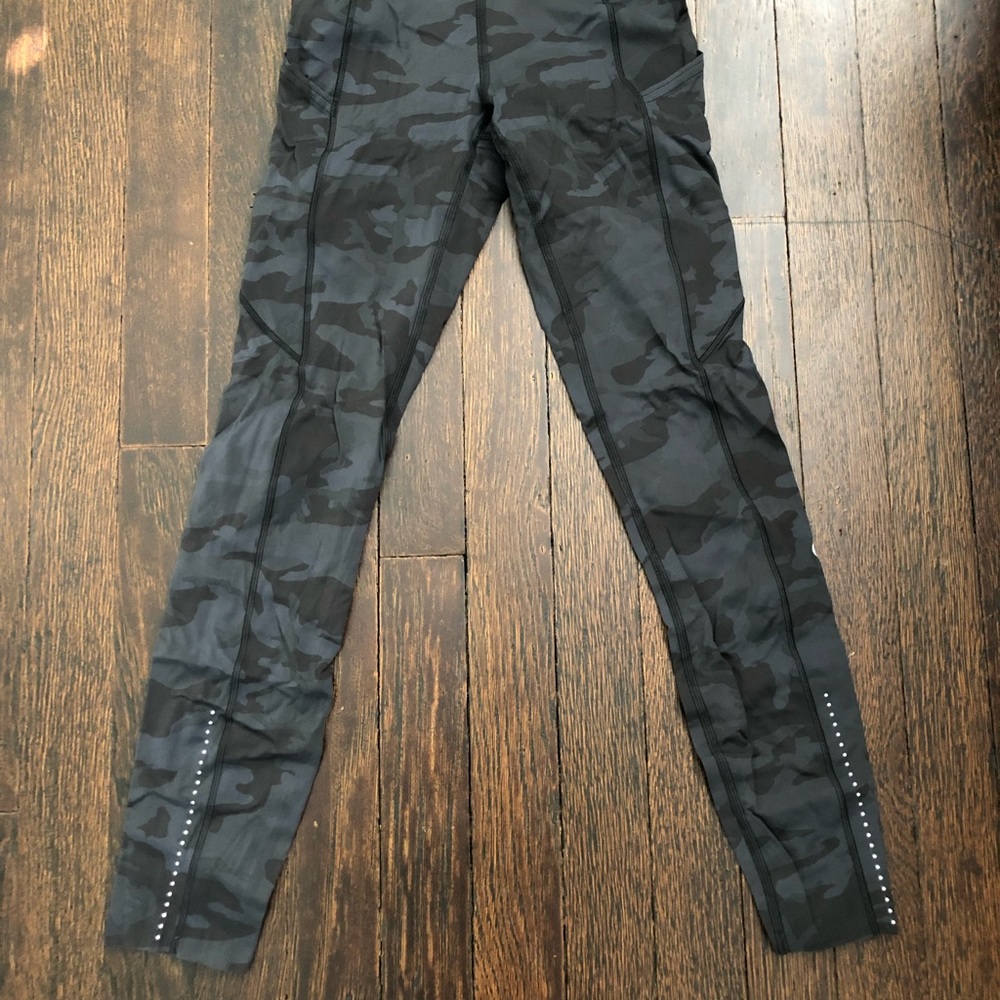 Lululemon Fast & Free leggings SIZE 2